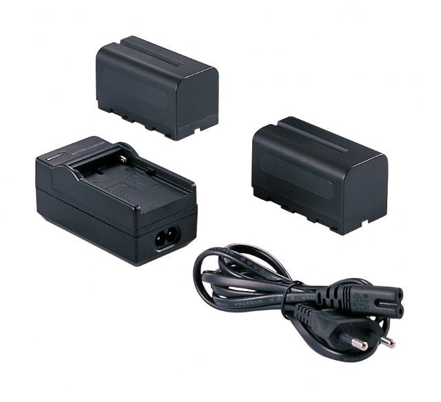 Falcon Eyes 2 x Batteria NP-F750 + Caricatore per batterie SP-CHG per Lampada LED