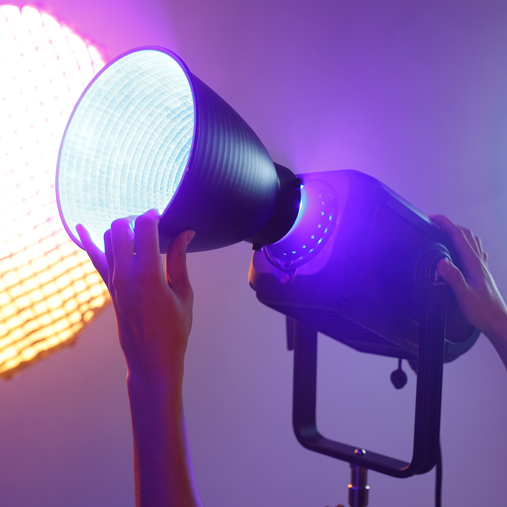 Falcon Eyes RGB LED-valaisin Himmennettävä S600CPro — 4