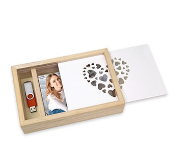 Zep valokuvakehys CZ1268 Love Laatikko Usb mallille Valokuva 15x20 28,5x18,5x5,5 cm — 2